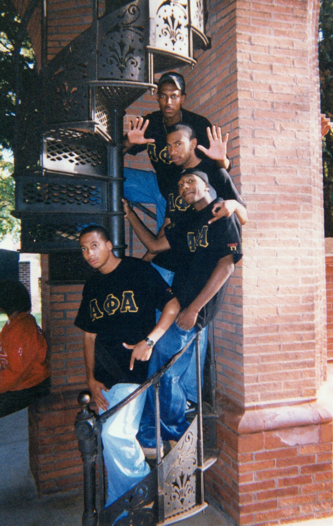90s Exhibit 32